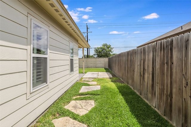 8026 Barlovento St, Corpus Christi, TX 78414