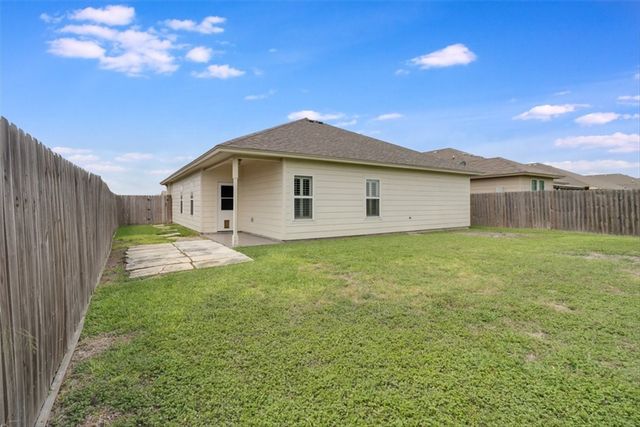 8026 Barlovento St, Corpus Christi, TX 78414