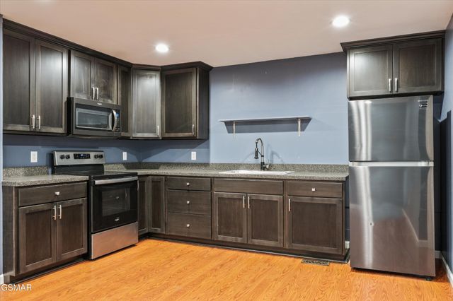 1356 Bluegrass Road, Sevierville, TN 37862