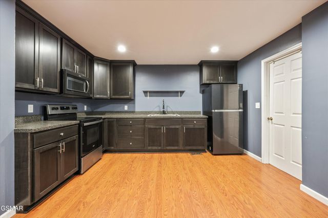 1356 Bluegrass Road, Sevierville, TN 37862
