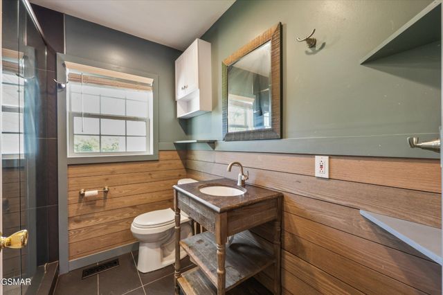 1356 Bluegrass Road, Sevierville, TN 37862