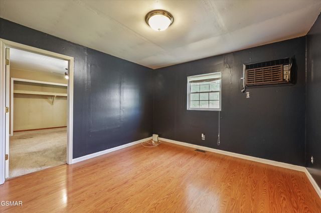 1356 Bluegrass Road, Sevierville, TN 37862