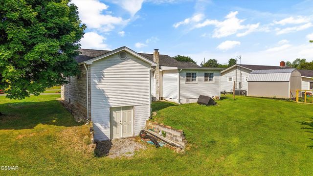 1356 Bluegrass Road, Sevierville, TN 37862