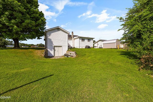 1356 Bluegrass Road, Sevierville, TN 37862