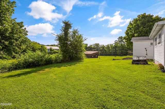 1356 Bluegrass Road, Sevierville, TN 37862