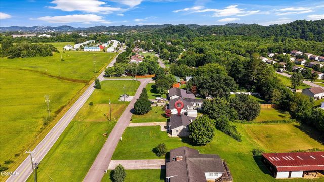 1356 Bluegrass Road, Sevierville, TN 37862