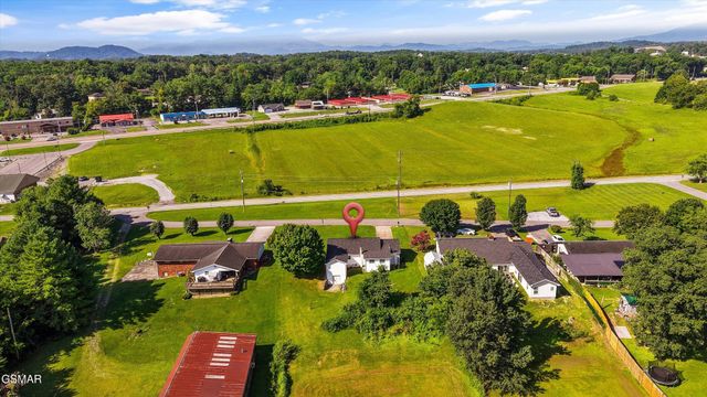1356 Bluegrass Road, Sevierville, TN 37862