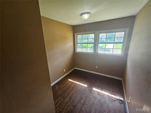 10308 Galloway Drive, St Louis, MO 63137