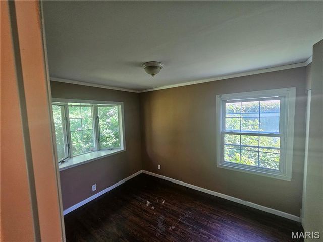 10308 Galloway Drive, St Louis, MO 63137