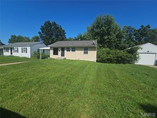 10308 Galloway Drive, St Louis, MO 63137