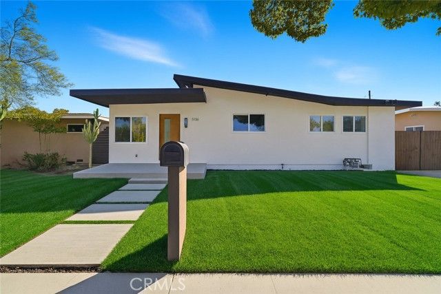 5116 E Wardlow Road, Long Beach, CA 90808