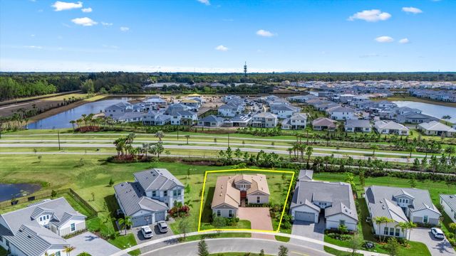 14982 Wildwood Circle, Westlake, FL 33470