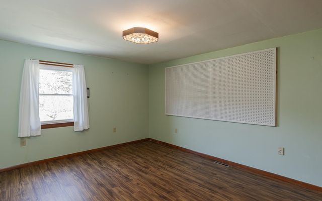 849 Route 10 Road, Gilsum, NH 03448