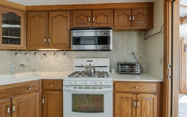 849 Route 10 Road, Gilsum, NH 03448