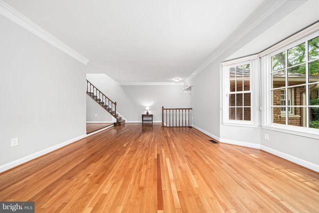 7308 AYNSLEY LN, Mclean, VA 22102