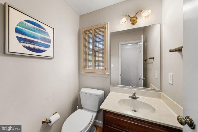 7308 AYNSLEY LN, Mclean, VA 22102