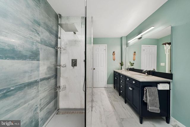 7308 AYNSLEY LN, Mclean, VA 22102