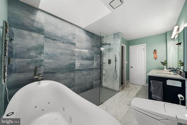 7308 AYNSLEY LN, Mclean, VA 22102