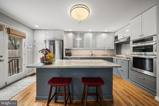 7308 AYNSLEY LN, Mclean, VA 22102