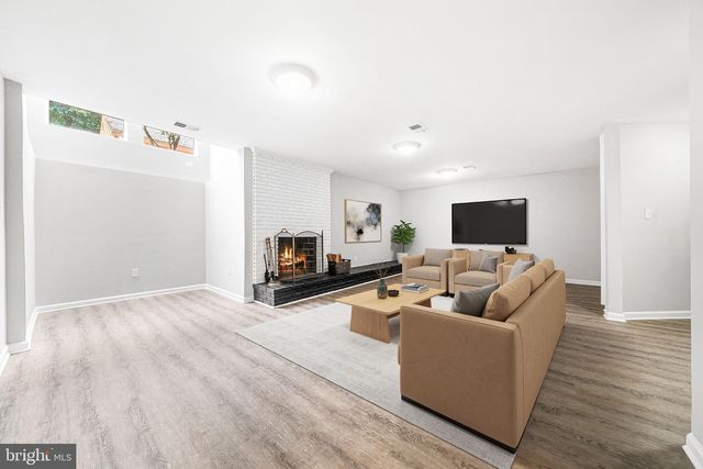 7308 AYNSLEY LN, Mclean, VA 22102