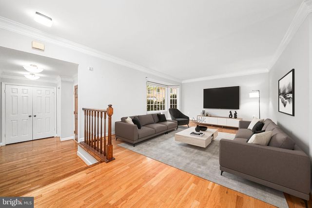 7308 AYNSLEY LN, Mclean, VA 22102