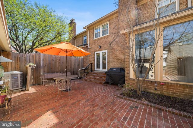 7308 AYNSLEY LN, Mclean, VA 22102