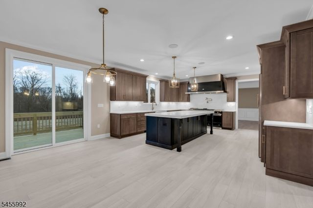 270 Berger St, Franklin Twp., NJ 08873