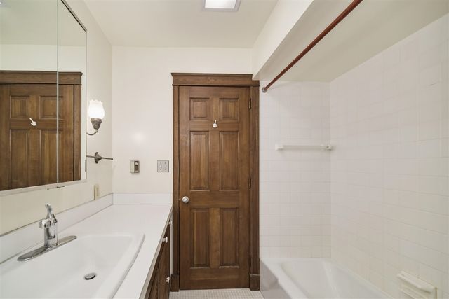 714 Harbor Drive, Manistee, MI 49660