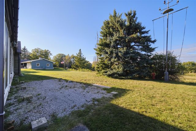 714 Harbor Drive, Manistee, MI 49660