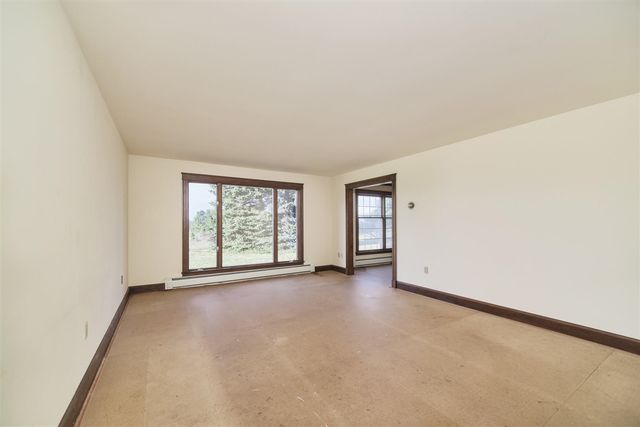 714 Harbor Drive, Manistee, MI 49660