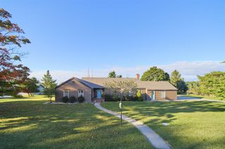 714 Harbor Drive, Manistee, MI 49660