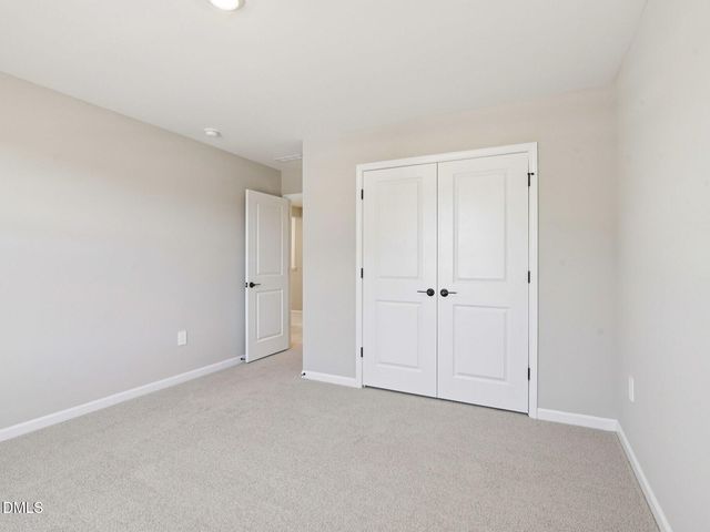 322 Barrow Meadows Drive, Zebulon, NC 27597