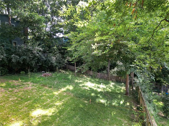 214 Church Avenue, Fayetteville, AR 72701