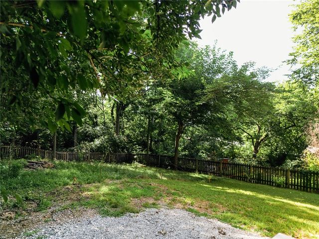 214 Church Avenue, Fayetteville, AR 72701