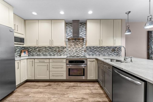 128 MARCDALE BOULEVARD, Indian Rocks Beach, FL 33785