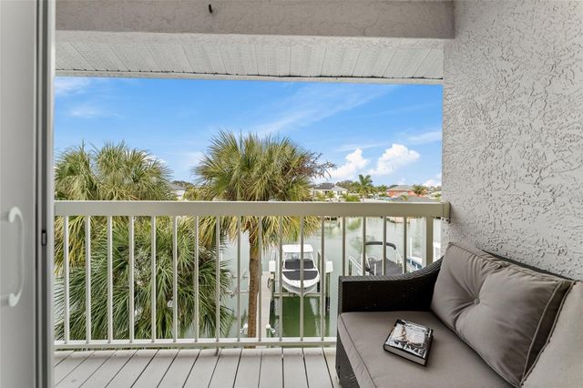 128 MARCDALE BOULEVARD, Indian Rocks Beach, FL 33785