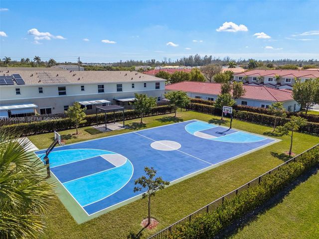 465 NE 5th Pl 465, Florida City, FL 33034