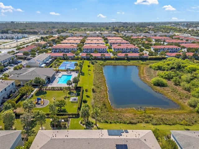 465 NE 5th Pl 465, Florida City, FL 33034