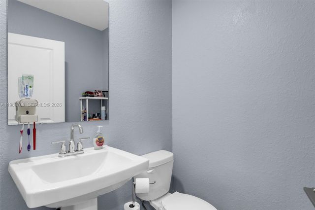 465 NE 5th Pl 465, Florida City, FL 33034