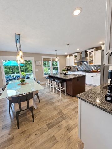 17155 Birchview Drive, Nunica, MI 49448