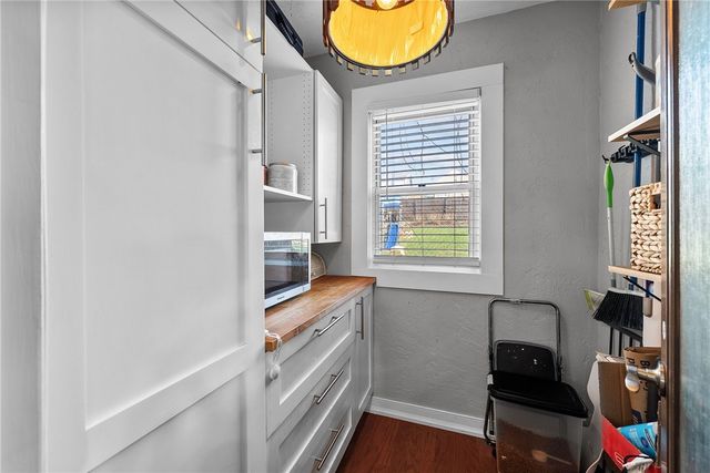 449 Elwyn Ave, Springdale Boro, PA 15144