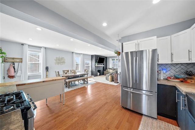 449 Elwyn Ave, Springdale Boro, PA 15144