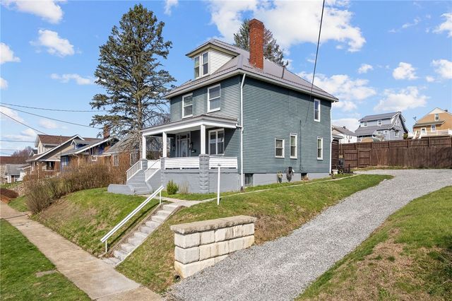 449 Elwyn Ave, Springdale Boro, PA 15144