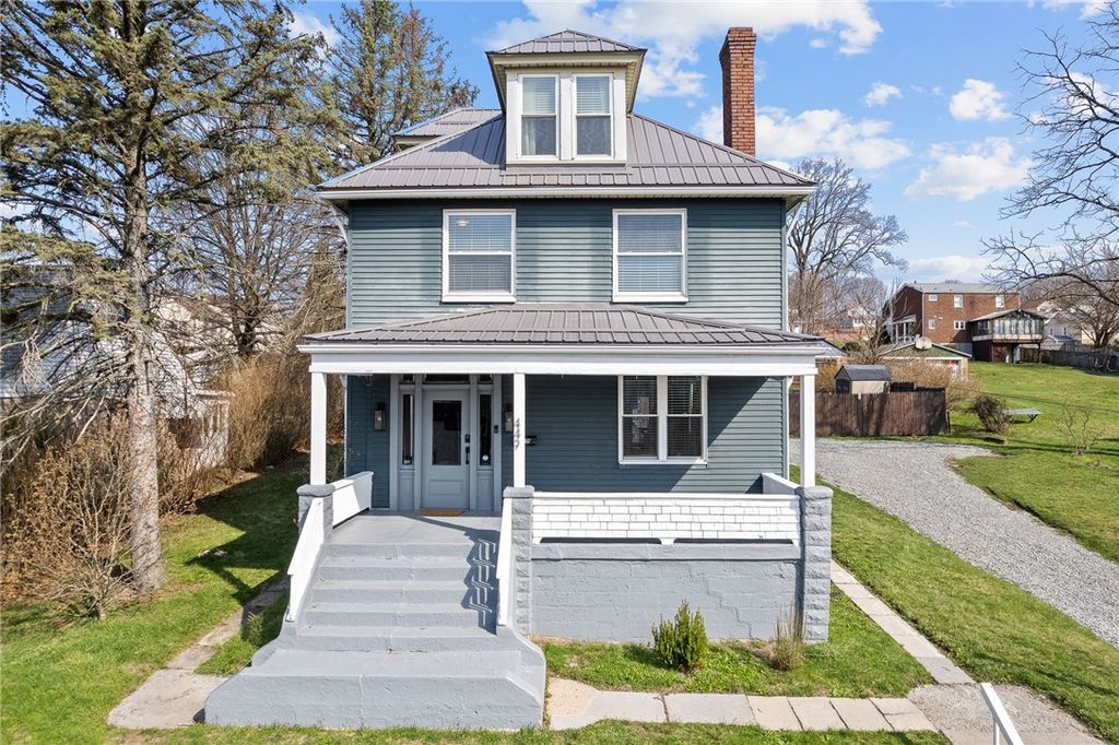 449 Elwyn Ave, Springdale Boro, PA 15144