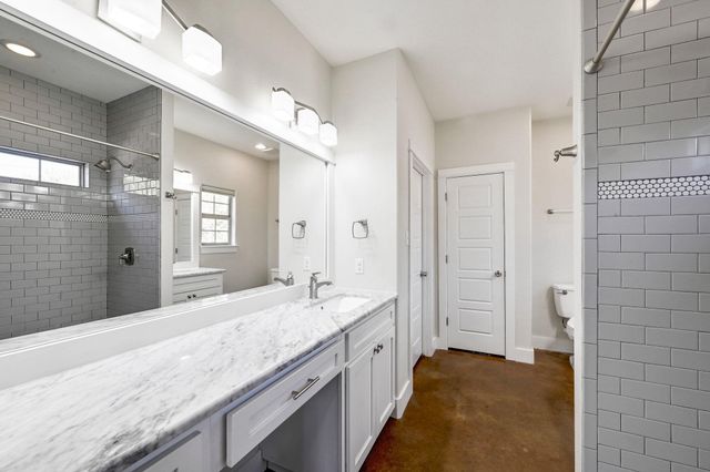 10105 Little Creek CIR, Dripping Springs, TX 78620