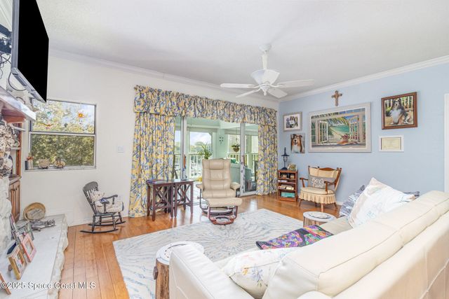 905 N Harbor City Boulevard 303, Melbourne, FL 32935