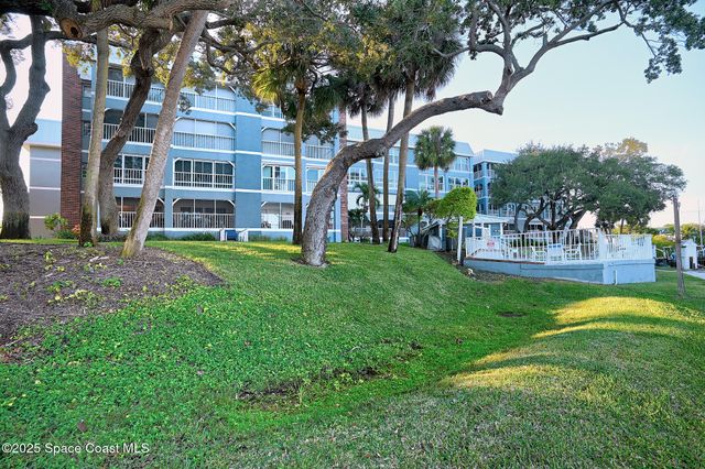 905 N Harbor City Boulevard 303, Melbourne, FL 32935