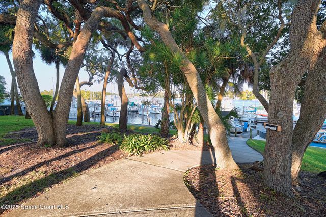 905 N Harbor City Boulevard 303, Melbourne, FL 32935