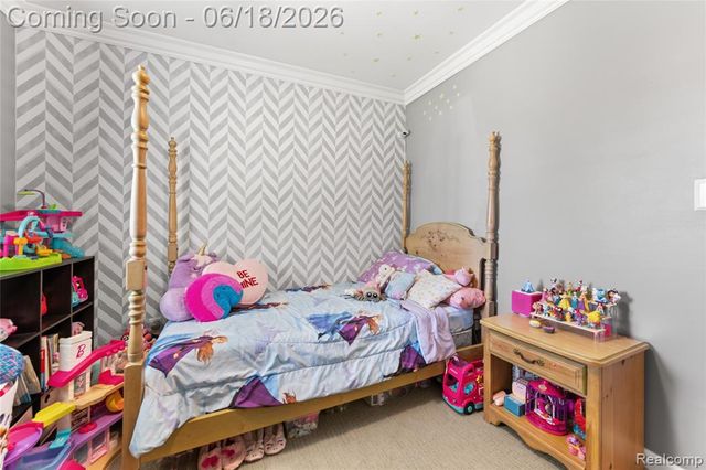 41594 Harvard Drive, Sterling Heights, MI 48313