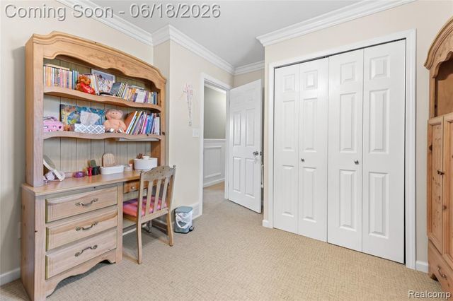 41594 Harvard Drive, Sterling Heights, MI 48313